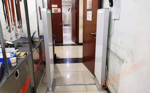 RFID定制超高频通道应用于仓储进出管理